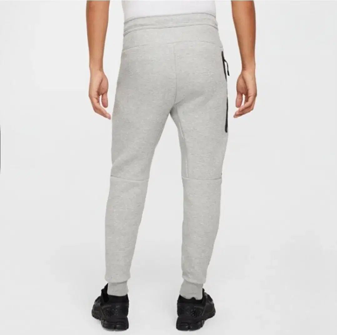 XL ナイキ テック フリース ジョガーパンツ - メルカリ