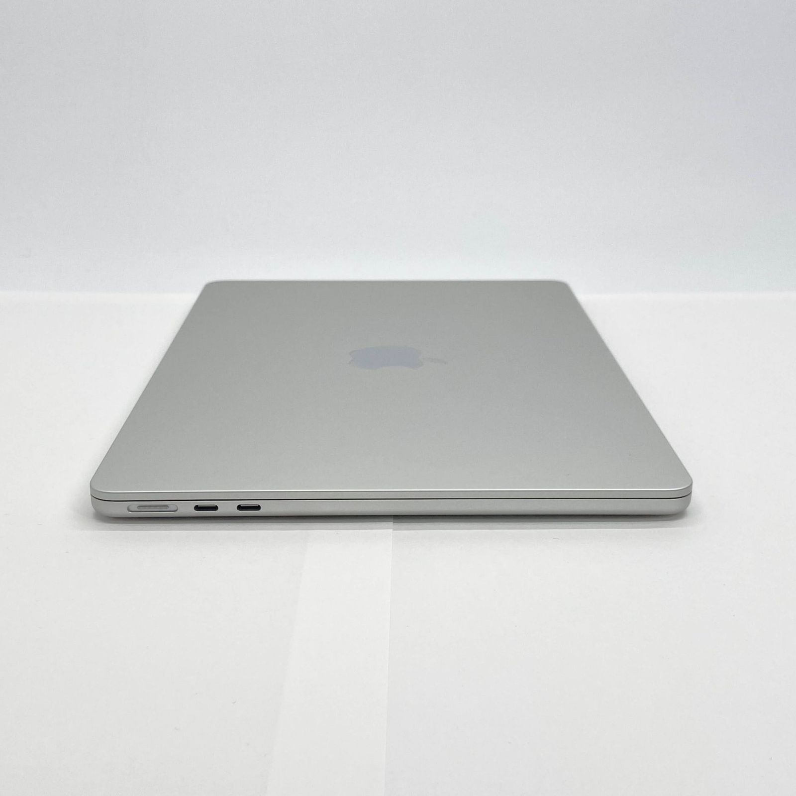 美品 MacBook Air 13インチ (Early 2025) Apple M4 10コア/16GB/SSD