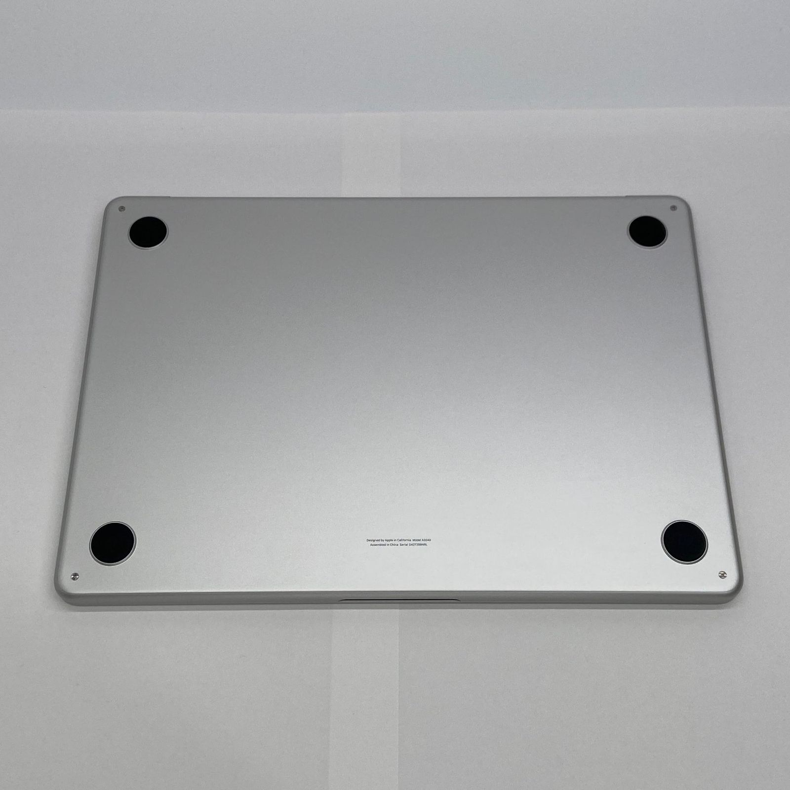 美品 MacBook Air 13インチ (Early 2025) Apple M4 10コア/16GB/SSD