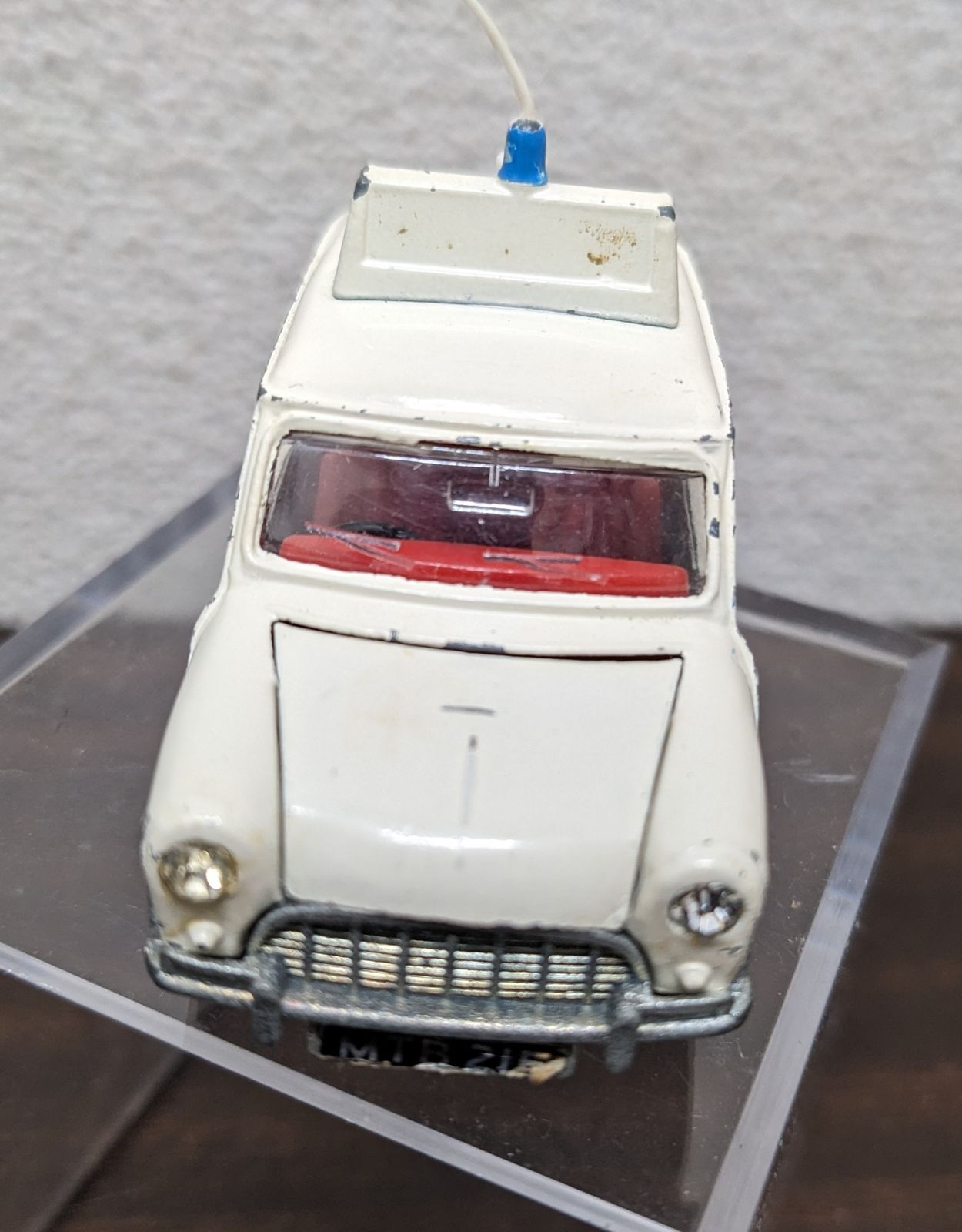 DinkyToys◎ ディンキー No.250 ポリス ミニクーパー - メルカリ