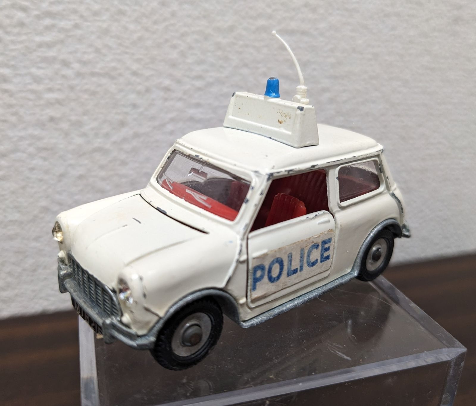 DinkyToys◎ ディンキー No.250 ポリス ミニクーパー - メルカリ