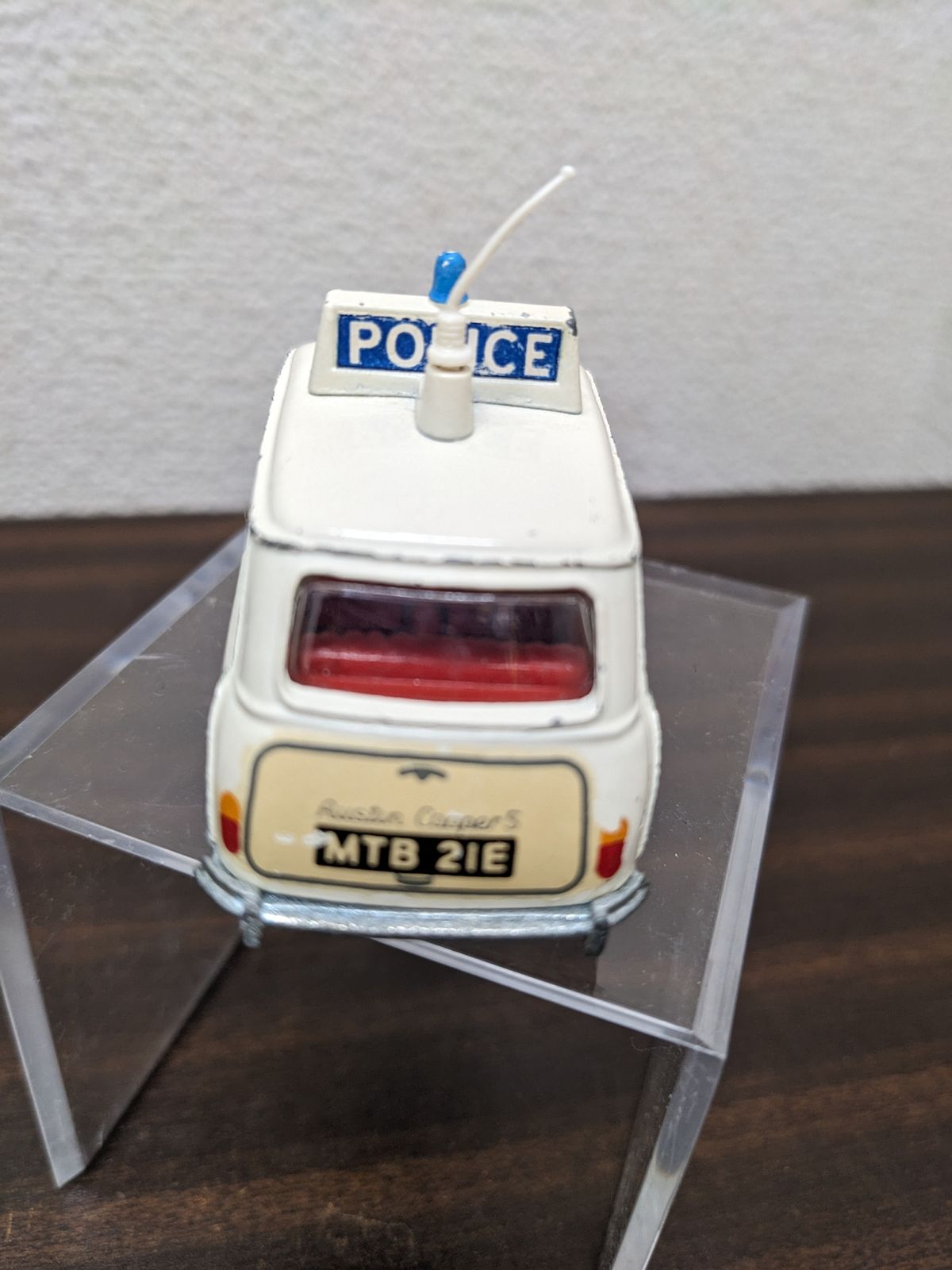 DinkyToys◎ ディンキー No.250 ポリス ミニクーパー - メルカリ