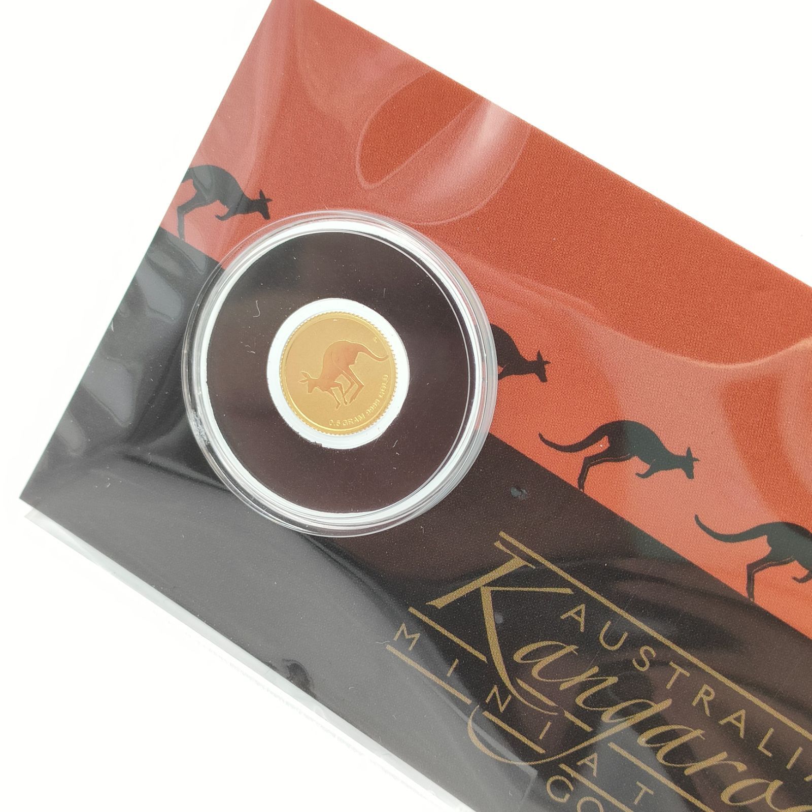 オーストラリア カンガルー ミニチュア ゴールド コイン 金貨 純金コイン ゴールド 2019 0.5g カード カンガルー エリザベス S1706  - メルカリ