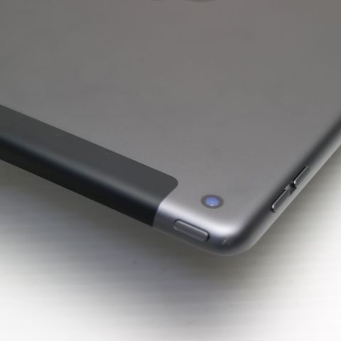 超美品 SIMフリー iPad 第8世代 Wi-Fi+Cellular セルラー 32GB