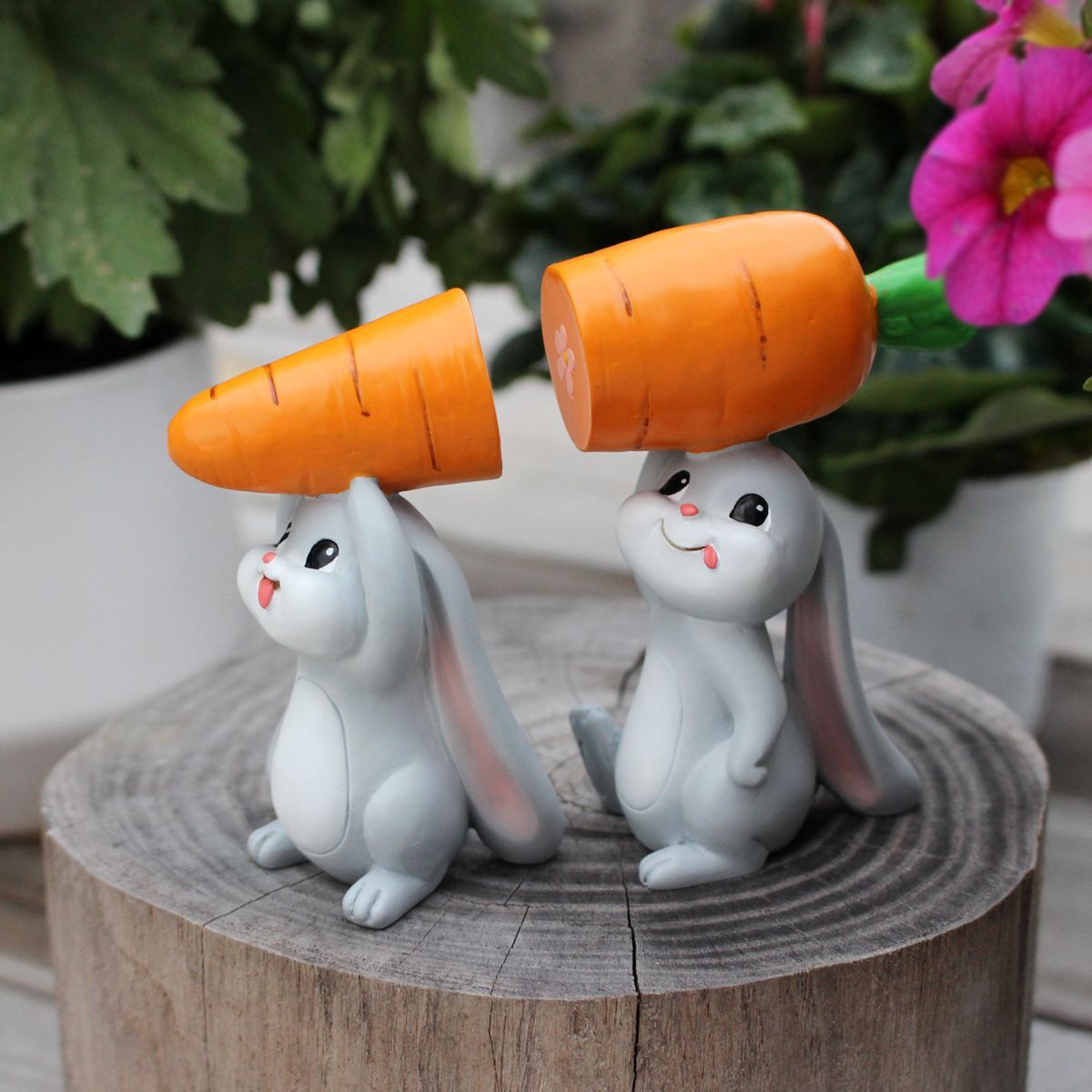 新品未使用 新品 人参を担ぐウサギ 2 点セット リアル動物ウサギ