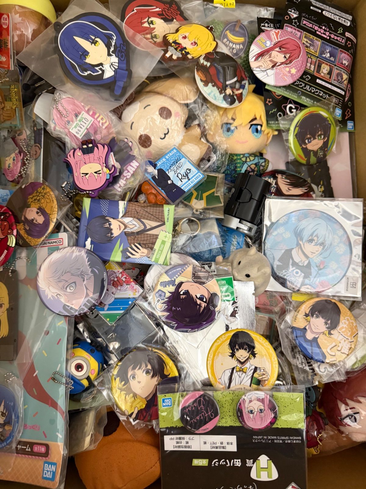 大特価！ アニメグッズ等 缶バッジ キーホルダー クリアファイル