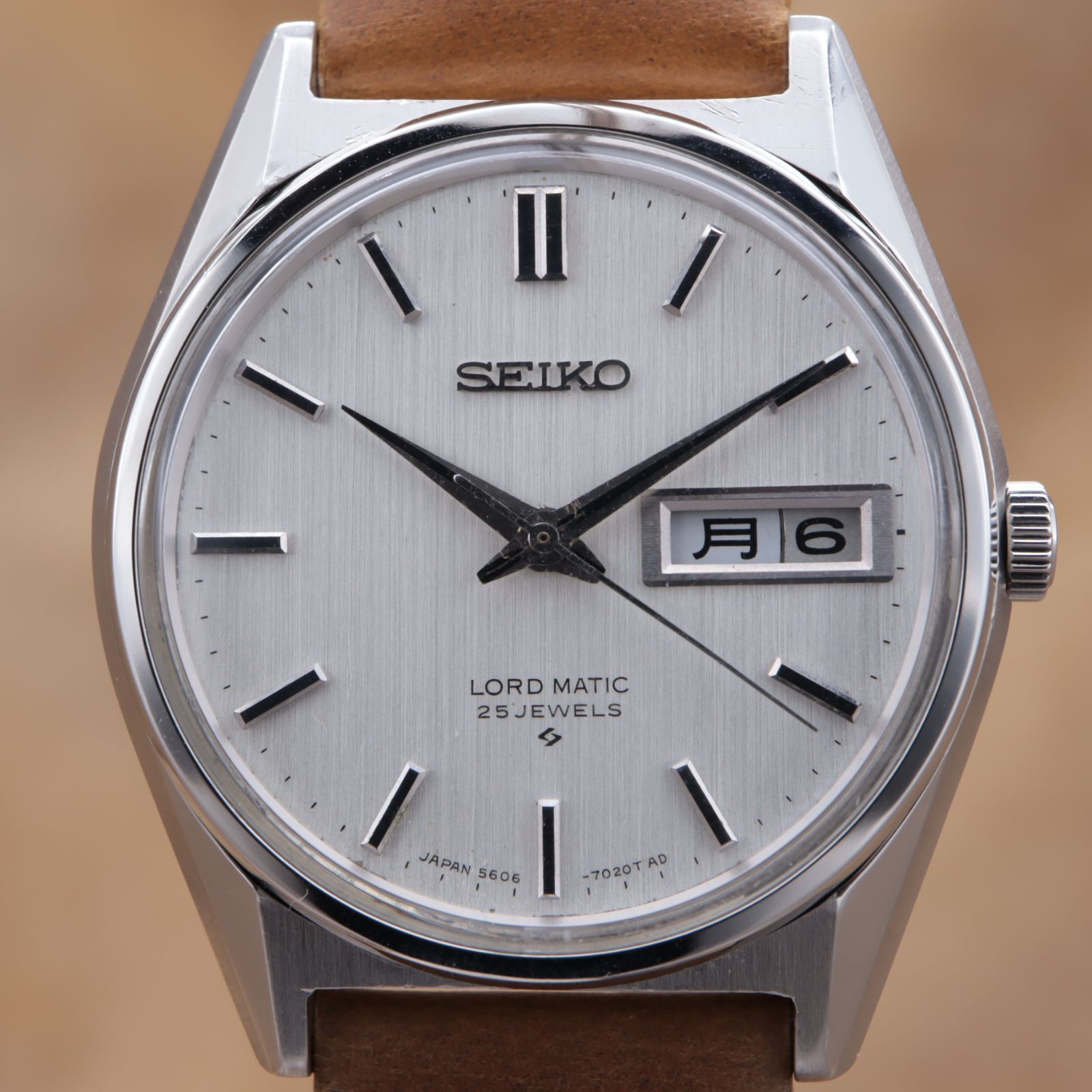 CH103 【OH済/仕上済】SEIKO LM LORD MATIC 25JEWELS 5606-7020