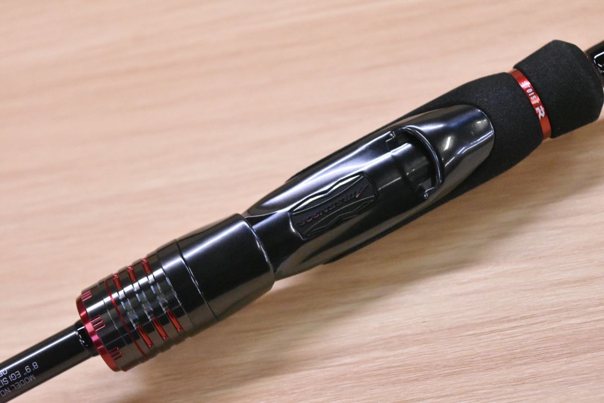 ダイワ 22 エメラルダス ストイスト RT IL89LML DAIWA Emeraldas