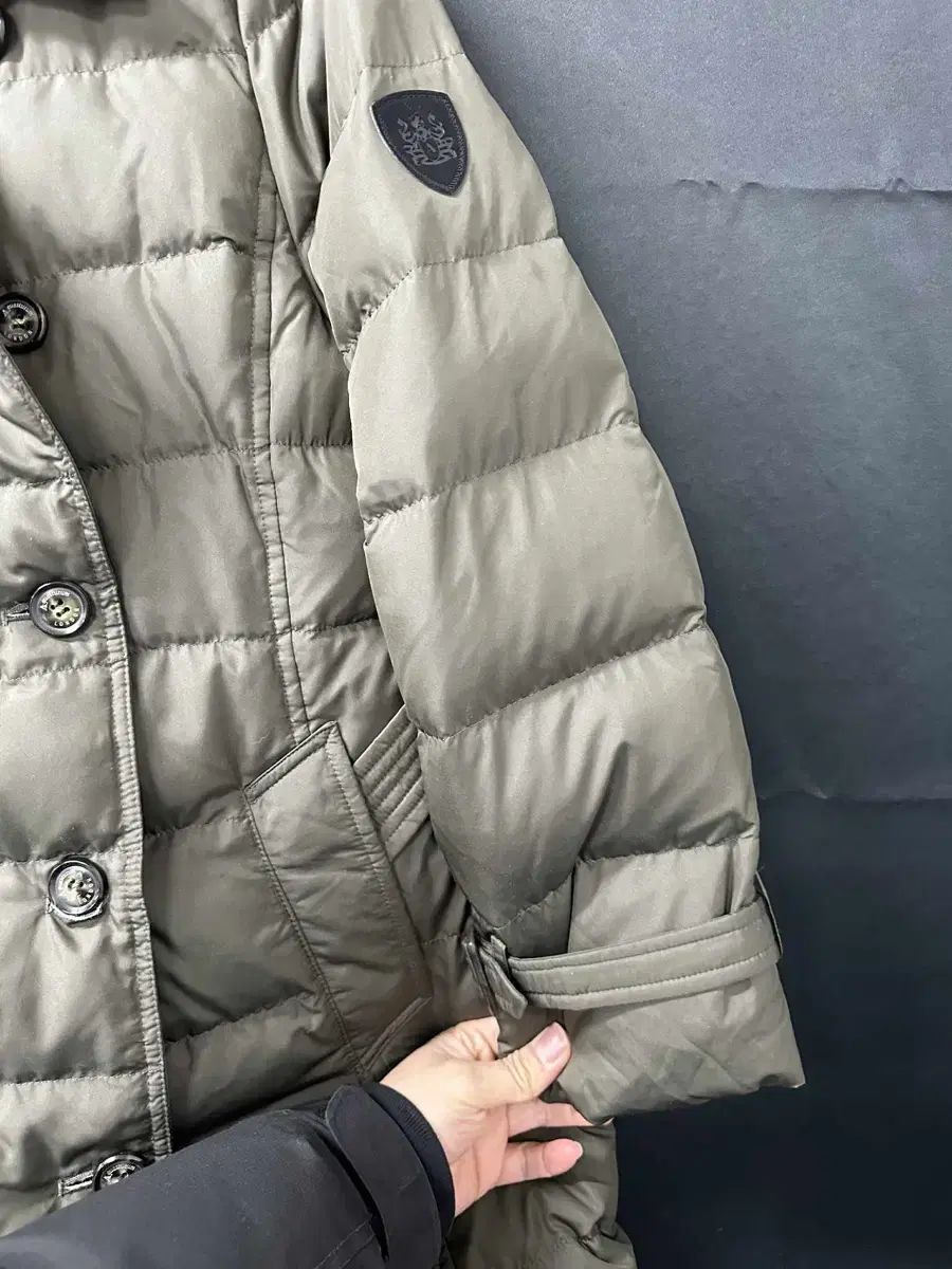 Aquascutum(アクアスキュータム) ロング ダウン コート - メルカリ