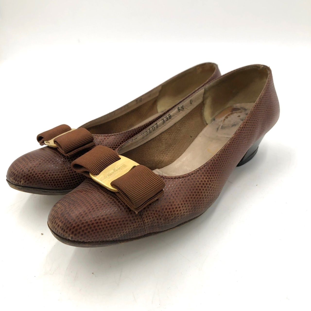 フェラガモ ヴァラ パンプス 23.5cm 茶 リザード 型押し レザー 革靴