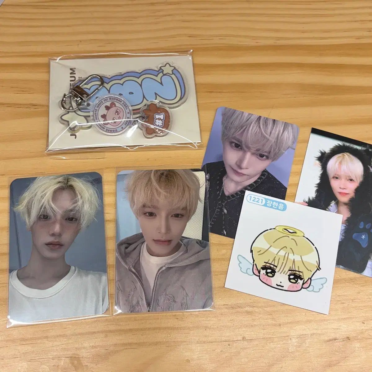 ファニ 韓国 ペンコン トレカ 10種コンプリート ハン・チャンニョン ファンコン ペンコン トレカ+メンバーシップ