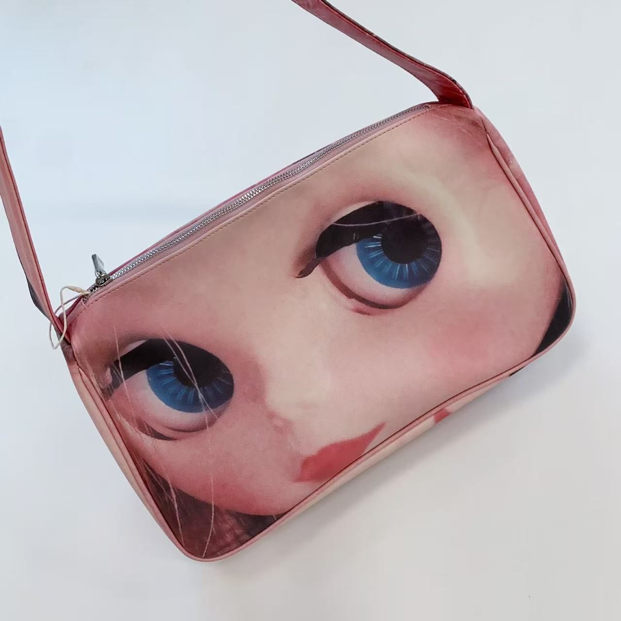 在庫最後 I'm sorry by petra collins ショルダーバッグ - メルカリ