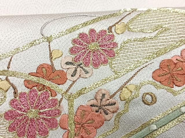 平和屋着物□訪問着 総刺繍 駒刺繍 文箱花文 金彩 正絹 逸品