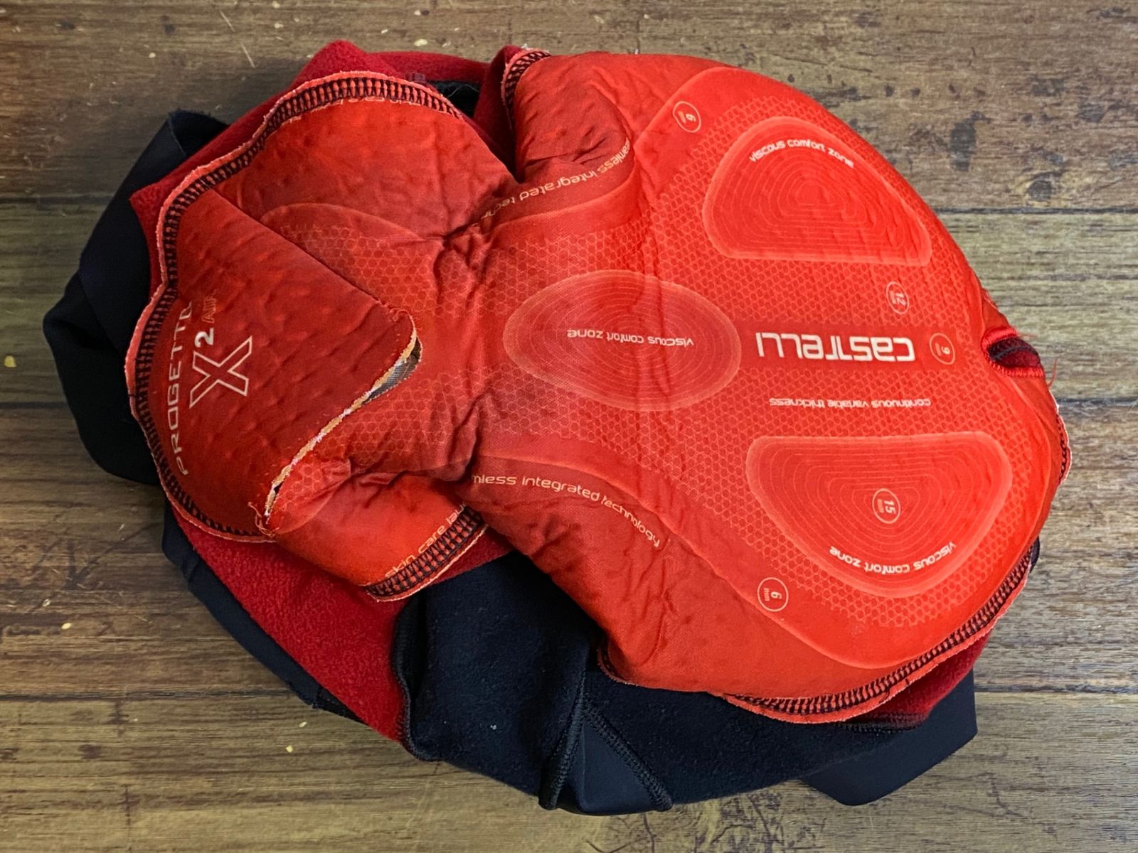 JV450 カステリ CASTELLI ロッソコルサ ROSSO CORSA ビブタイツ 黒 S