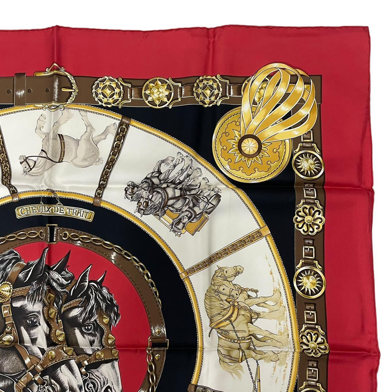 HERMES シルクスカーフ カレ90 CHEVEUX DE TRAIT馬と装飾 新品同様 HERMES エルメス カレ90 CHEVAUX DE TRAIT 輓馬 シルク100