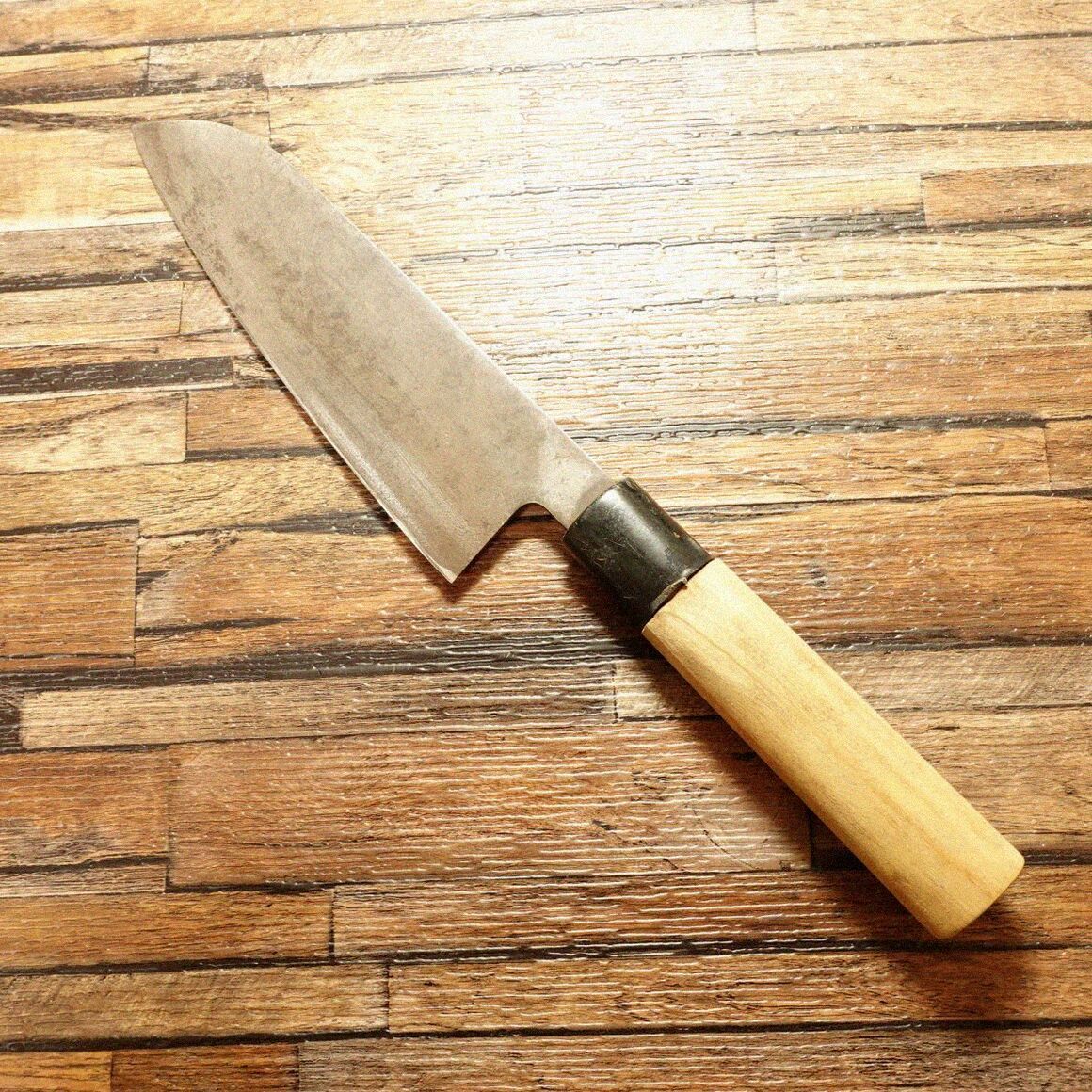 飛峰 三徳包丁 研ぎ済 万能包丁 特撰 ハガネ 165mm - メルカリ