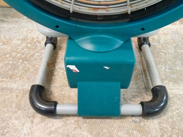 ☆マキタ:充電式産業扇 本体のみ CF300DZ 動作確認済み - メルカリ
