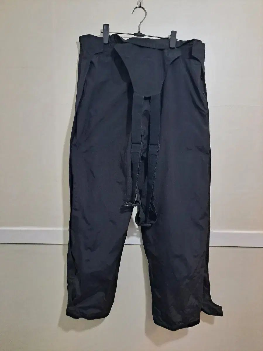 オーバーオール シェルパンツ