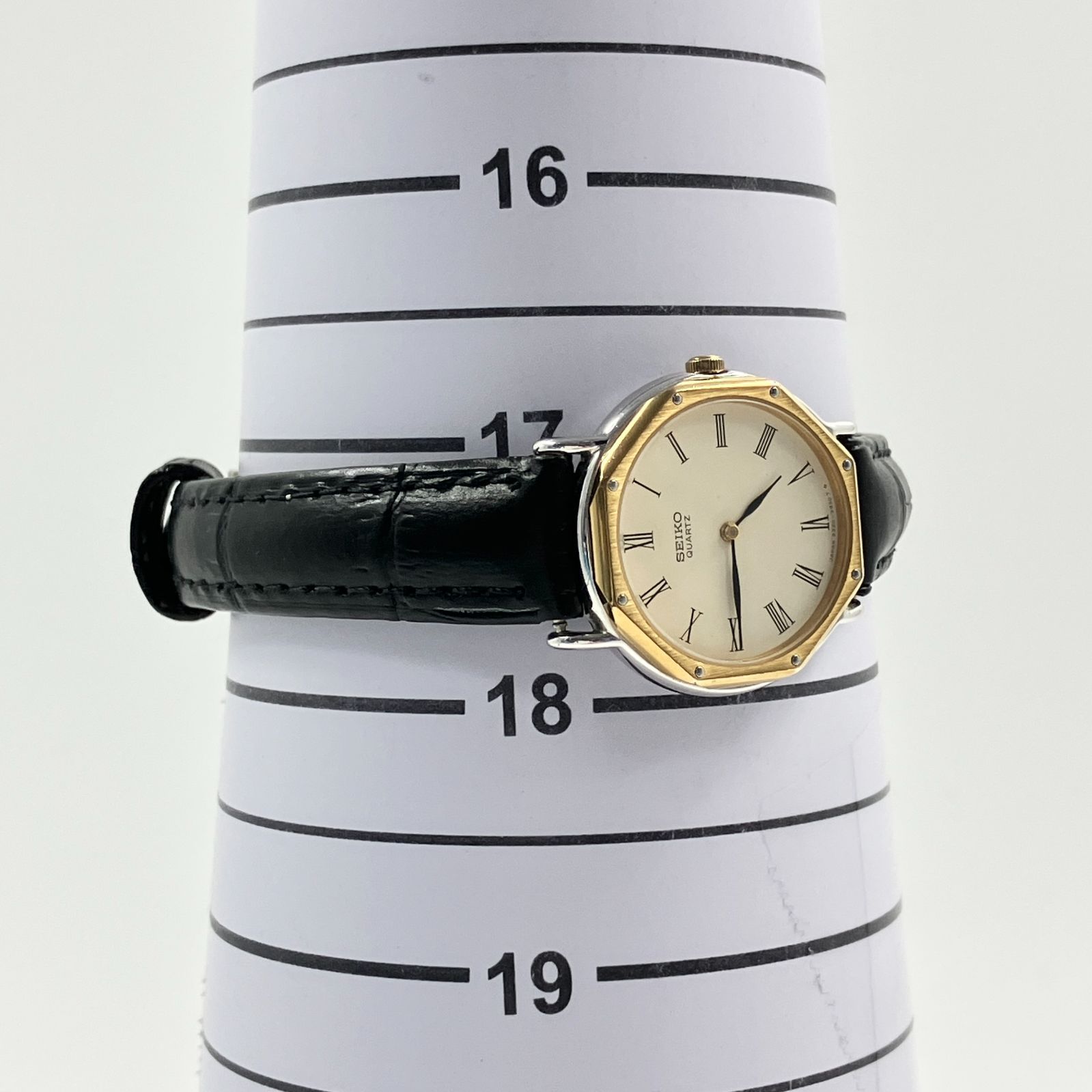 中古】セイコー SEIKO 腕時計 クォーツ オクタゴン ローマン