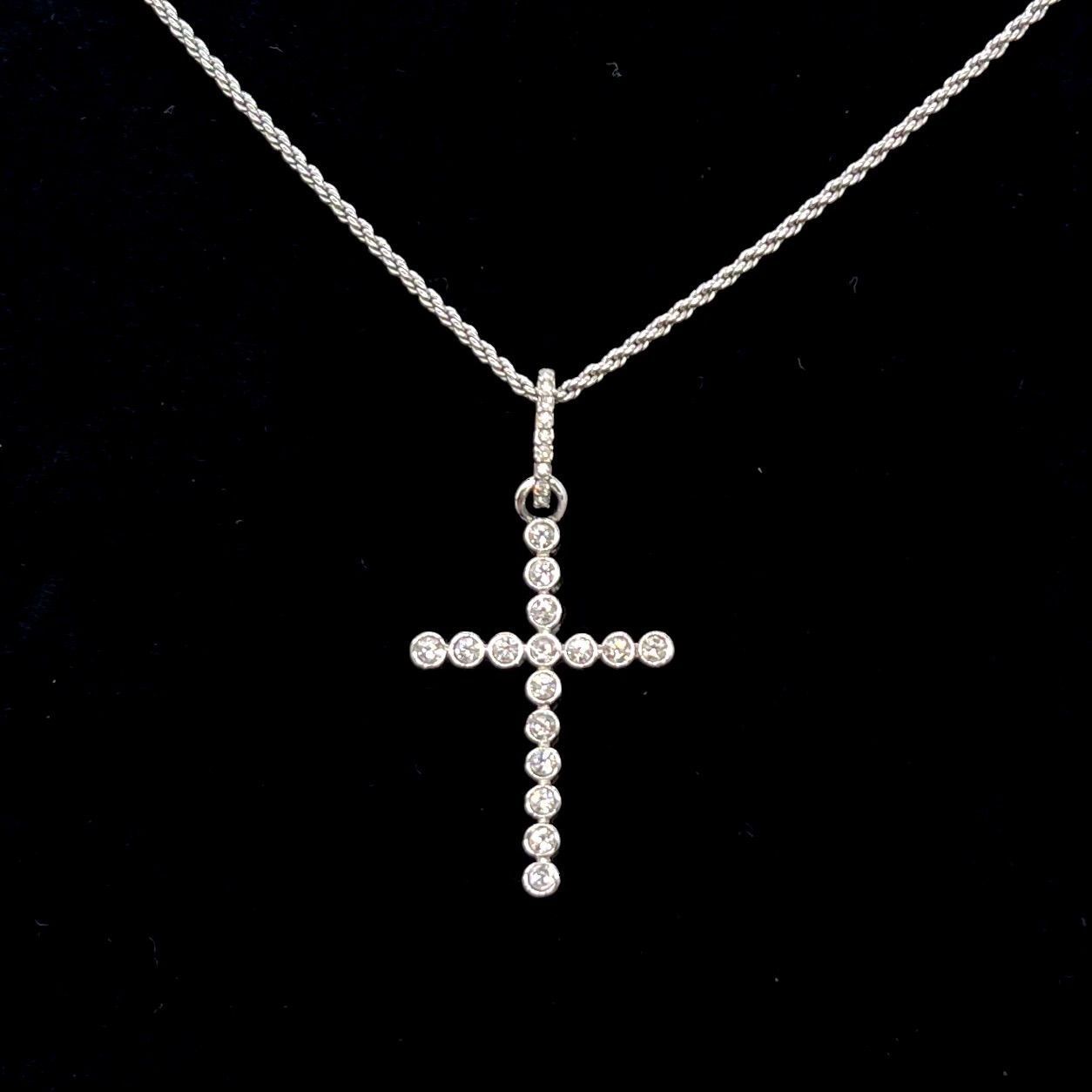 美品☆Swarovski スワロフスキー ネックレス クロス クリスタル - メルカリ