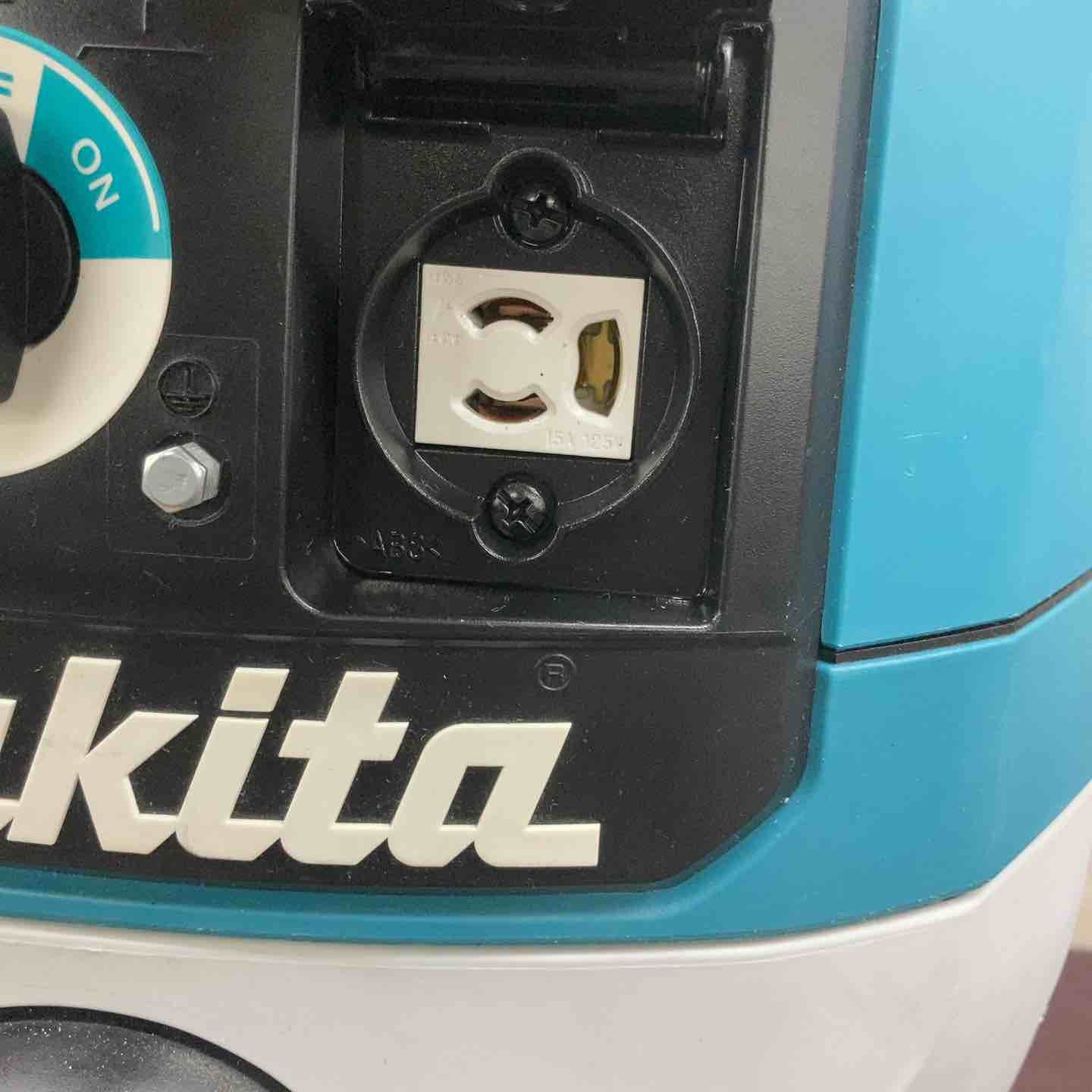 中古品】 マキタ(makita) 集じん機 乾湿両用 VC1520 【東大和店