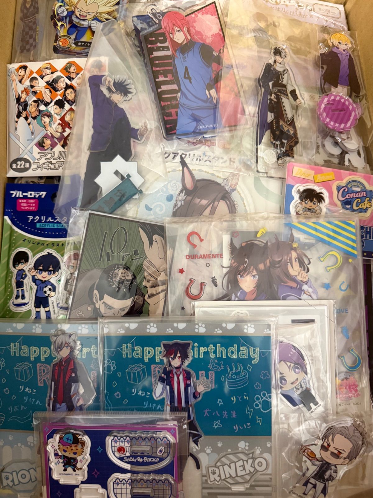 アニメグッズ　アクリルスタンドのみ　まとめ売り　80個以上　一箱限定 大特価！ アニメ ゲーム アクリルスタンド類 400点以上大量まとめ売り
