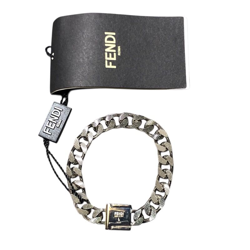 フェンディ FENDI FFロゴブレスレット シルバー メタル アクセサリー