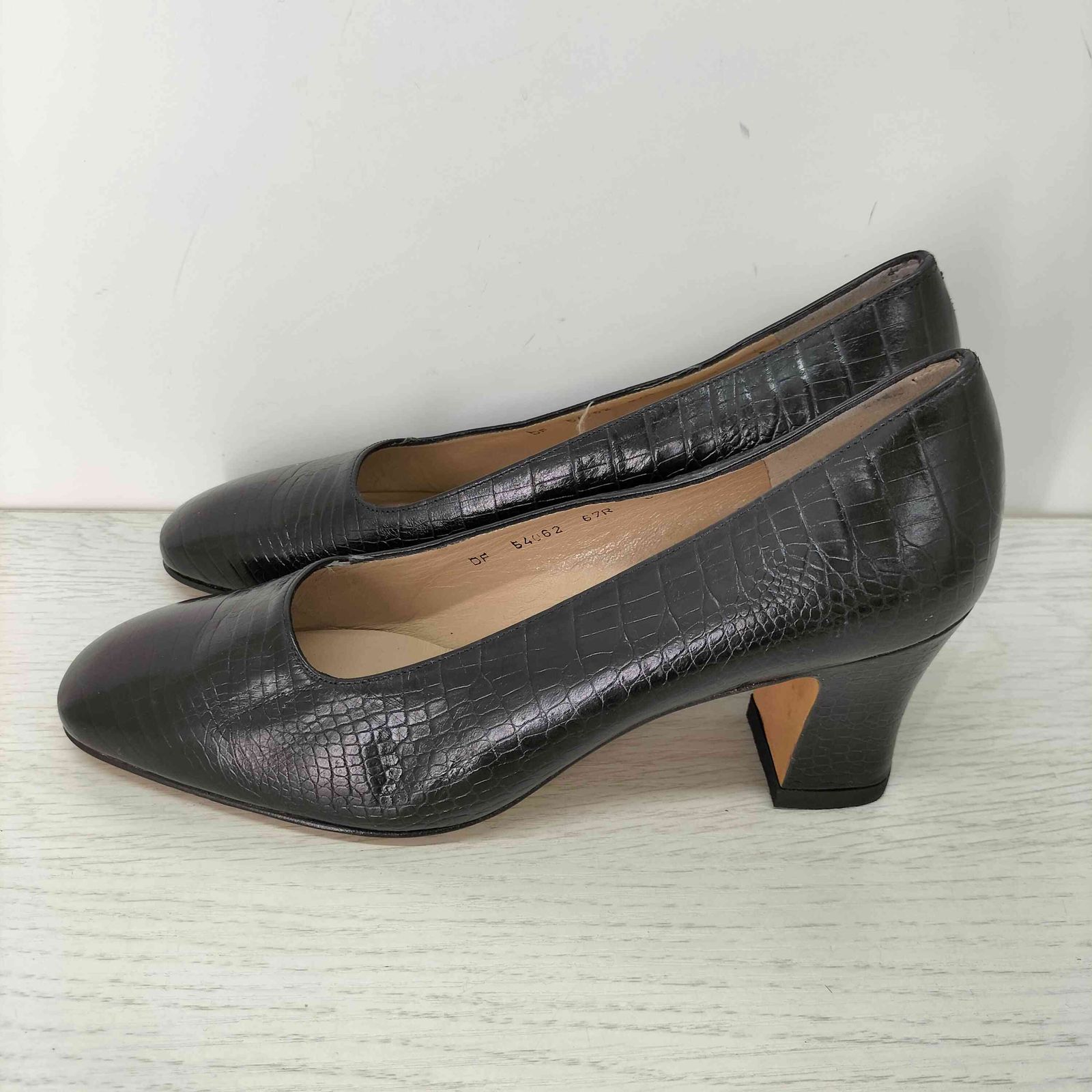 サルヴァトーレフェラガモ Salvatore Ferragamo スクエアトゥ クロコ