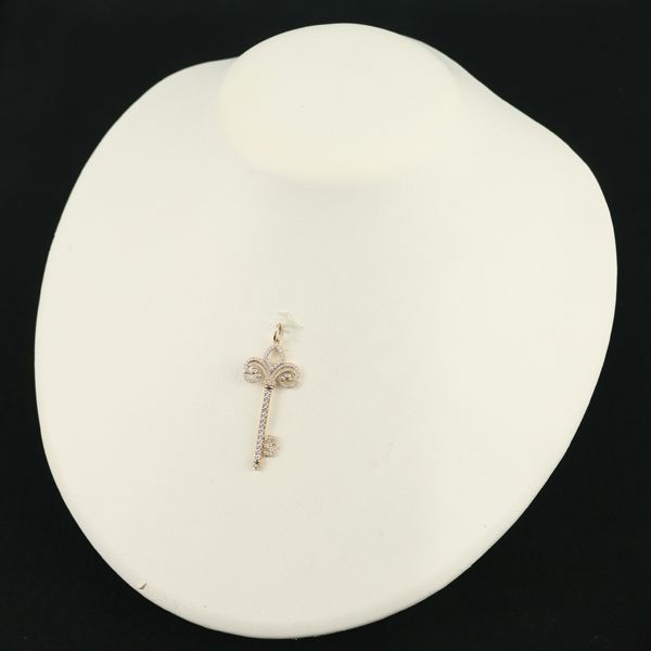 ティファニー ペンダントトップ ダイヤ ダイヤモンド フルールドリ