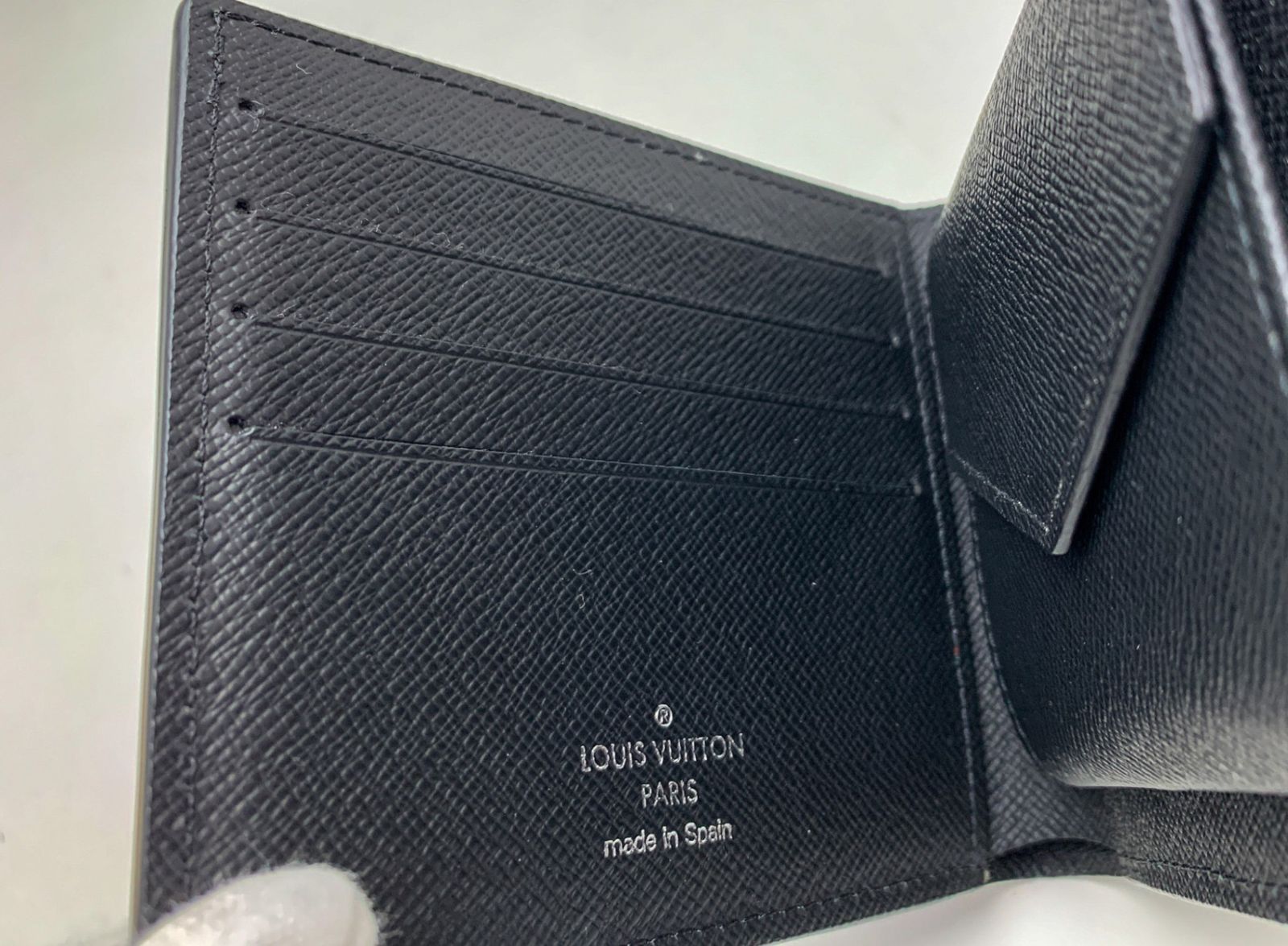 LOUIS VUITTON二つ折り財布 ポルトフォイユマルコ　エピ　ノワール黒 LOUIS VUITTON ルイヴィトン エピ 黒 ブラック ノワール