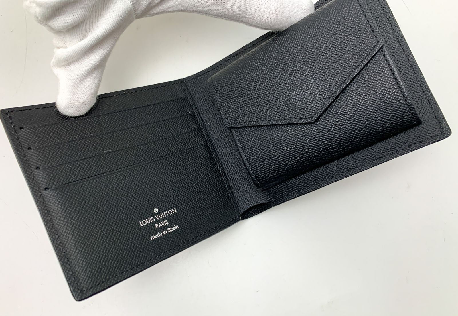 LOUIS VUITTON ルイヴィトン エピ 黒 ブラック ノワール