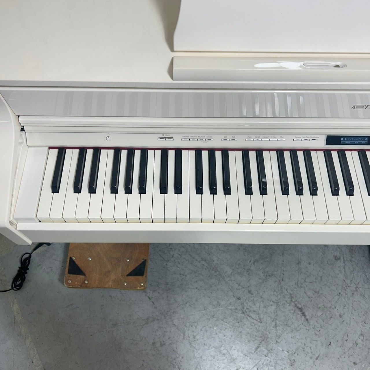 Roland ローランド GP607 電子ピアノ 88鍵 椅子付属 楽器 アップ