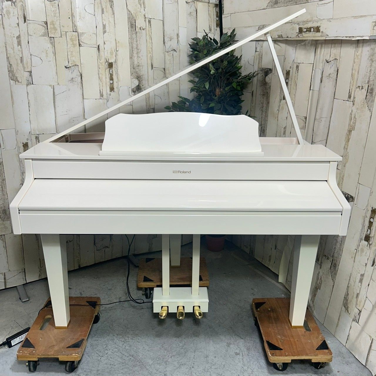 Roland ローランド GP607 電子ピアノ 88鍵 椅子付属 楽器 アップ