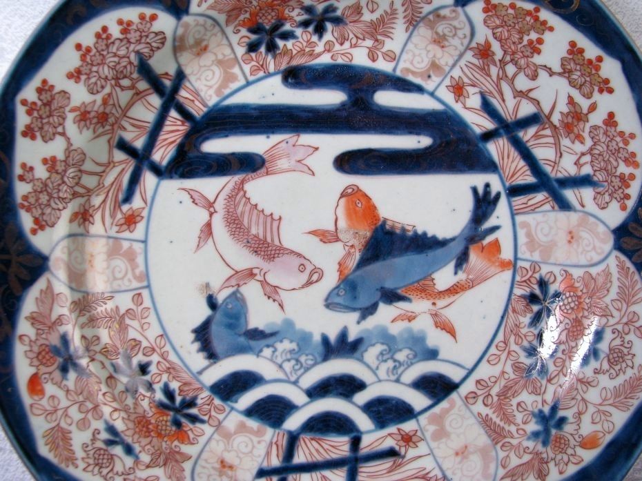 古伊万里 書籍同手品（本付） 染錦荒磯の絵皿 兜鉢 幅：29cm 桐箱