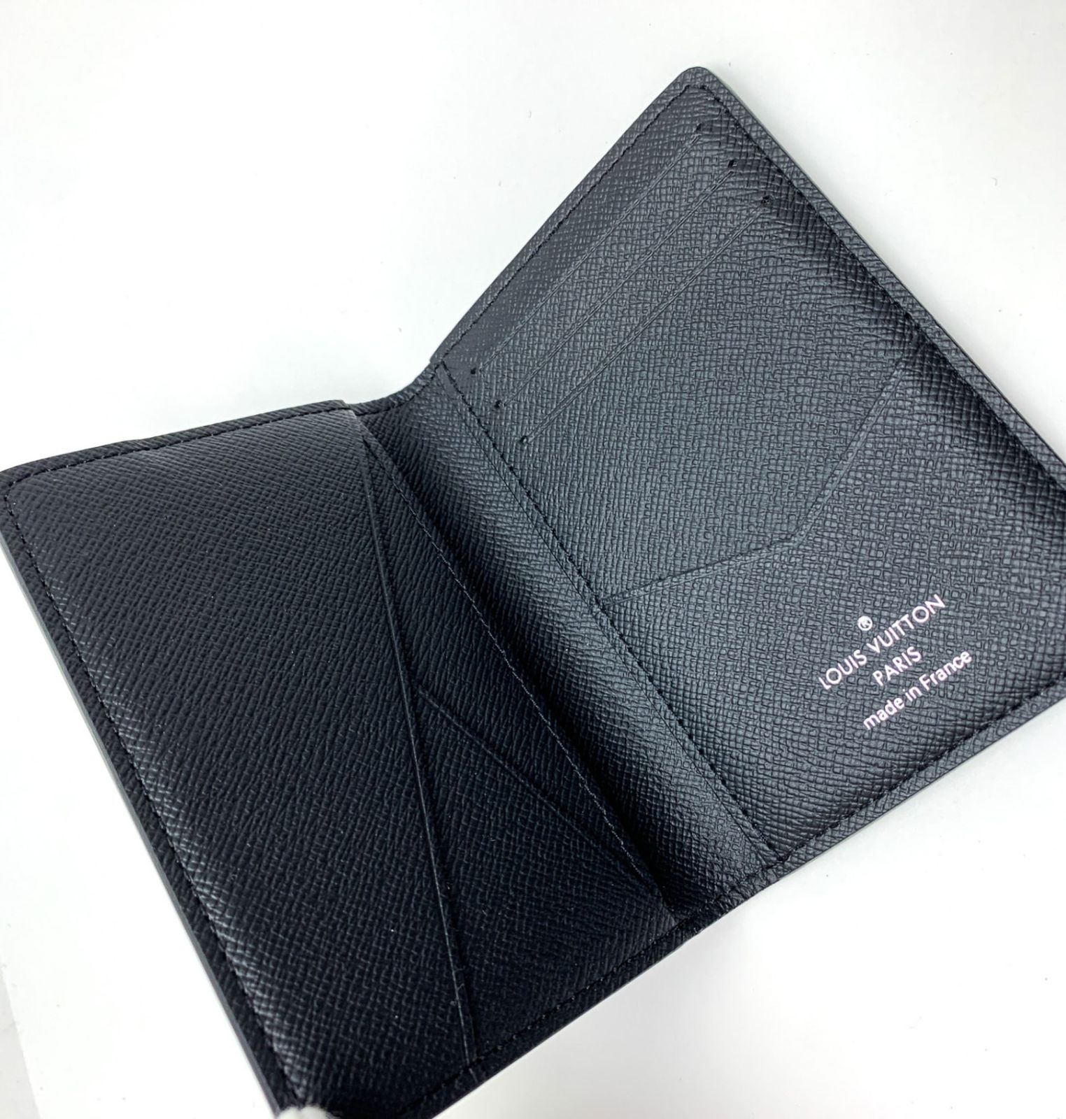 LOUIS VUITTON ルイヴィトン モノグラム・エクリプス カードケース
