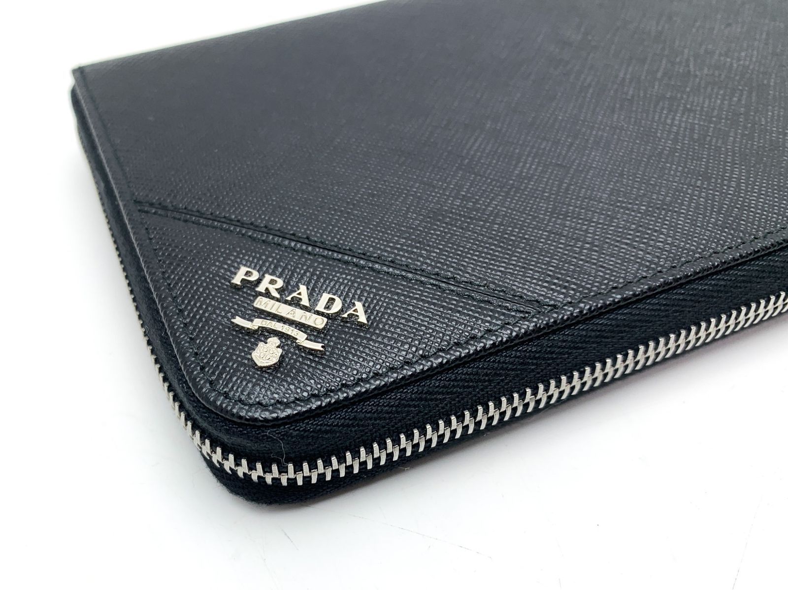 PRADA プラダ サフィアーノ 黒 ブラック ジップアラウンド トラベルオーガナイザー 2ML188 サイフ 長財布 ブランド PRADA プラダ サフィアーノ 黒 ブラック ジップアラウンド トラベル