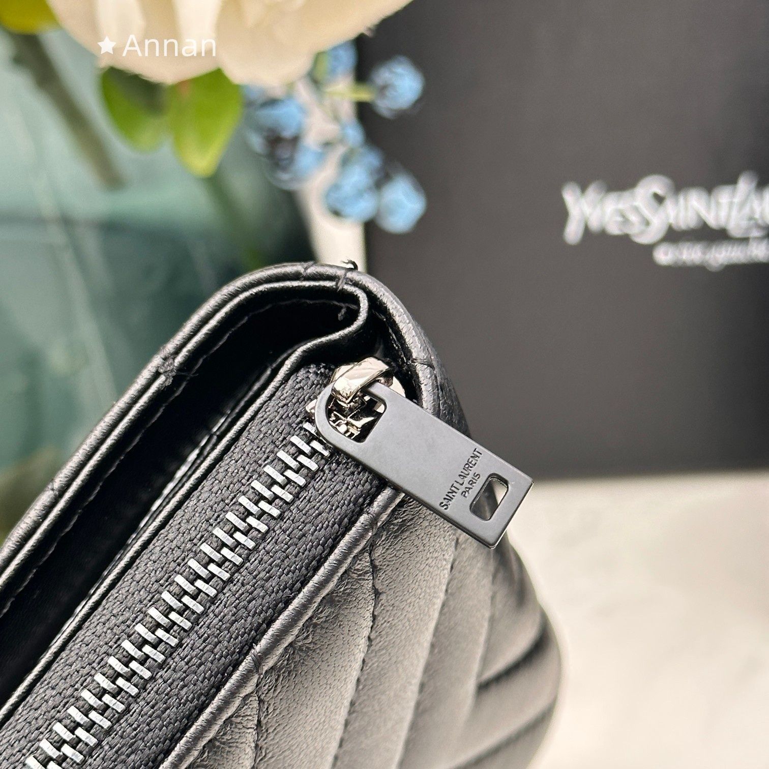 未使用品】最終値下げ YSL Yves saint Laurentイヴ イヴサンローラン