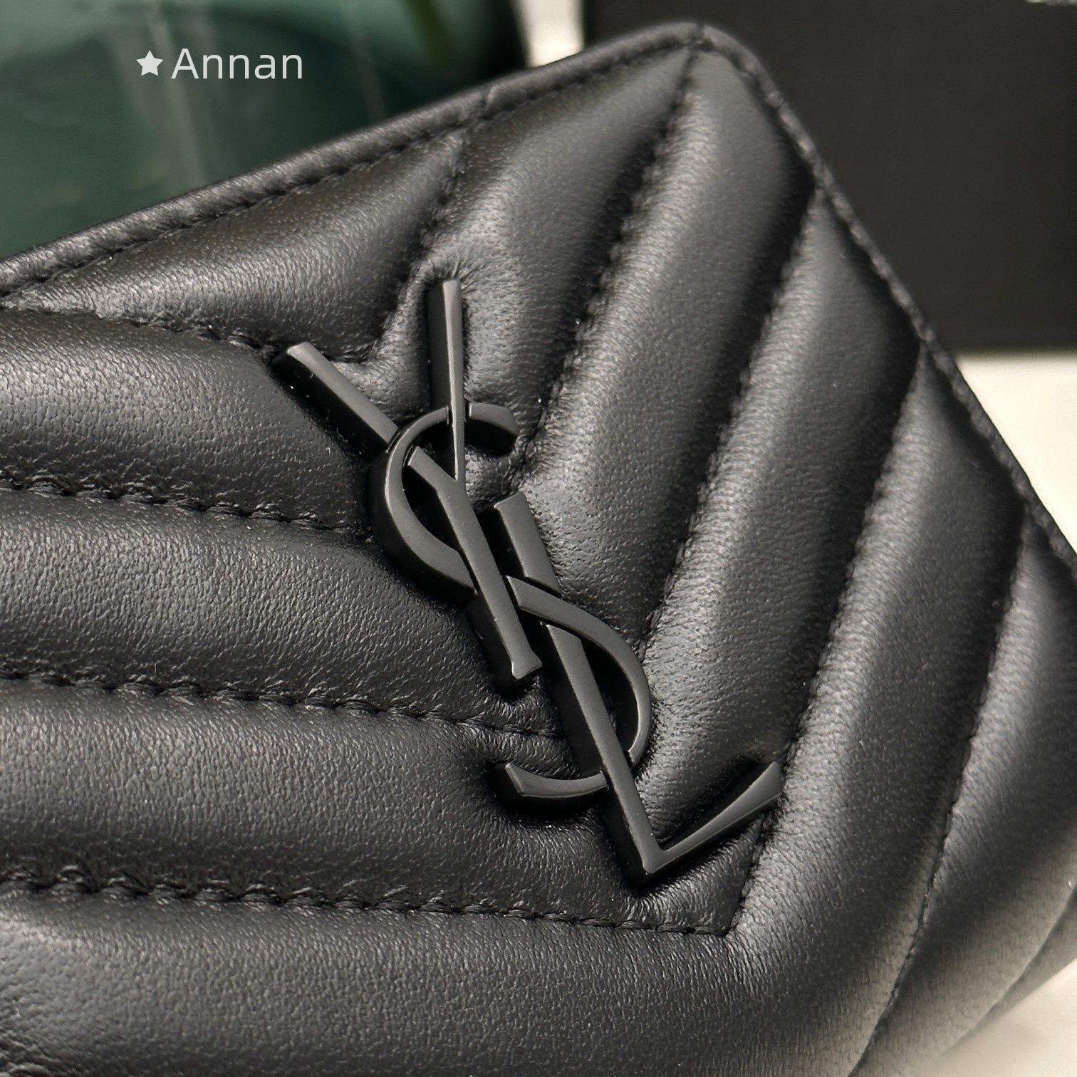 未使用品】最終値下げ YSL Yves saint Laurentイヴ イヴサンローラン