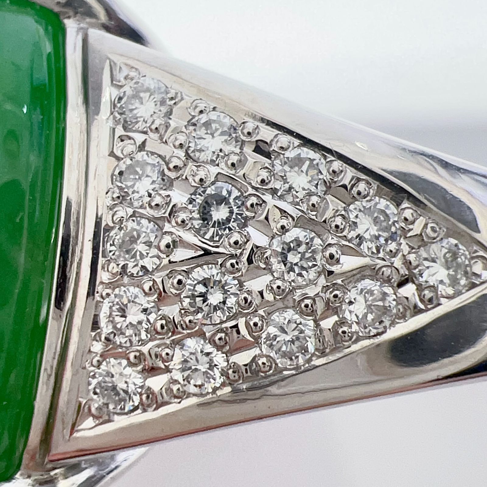 Pt900 天然 翡翠 ジェイダイト ダイヤ リング 17.5号 J11.55ct D0 