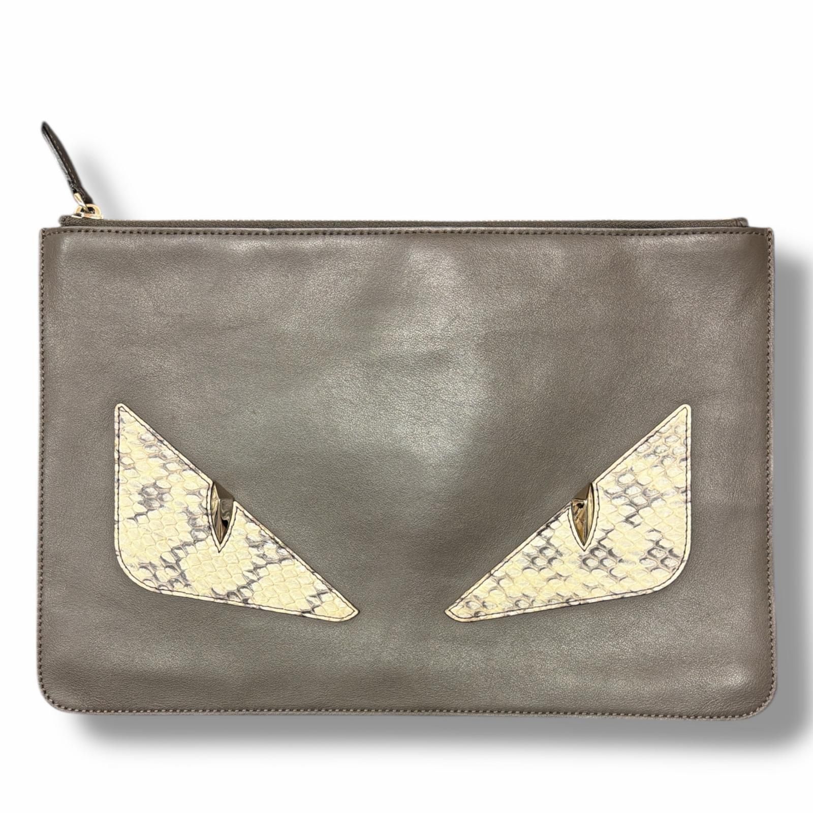 FENDI モンスターレザークラッチバッグ フェンディ グレー F （5559M