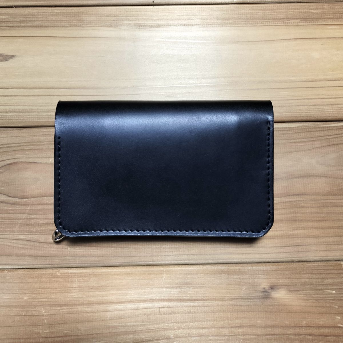 受注製作品 栃木レザー クラシックレザー黒 札ポケット付きミドル