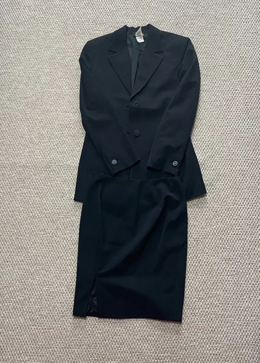 ヴェルサーチェ ウール ジャケット スカート セットアップ レディース