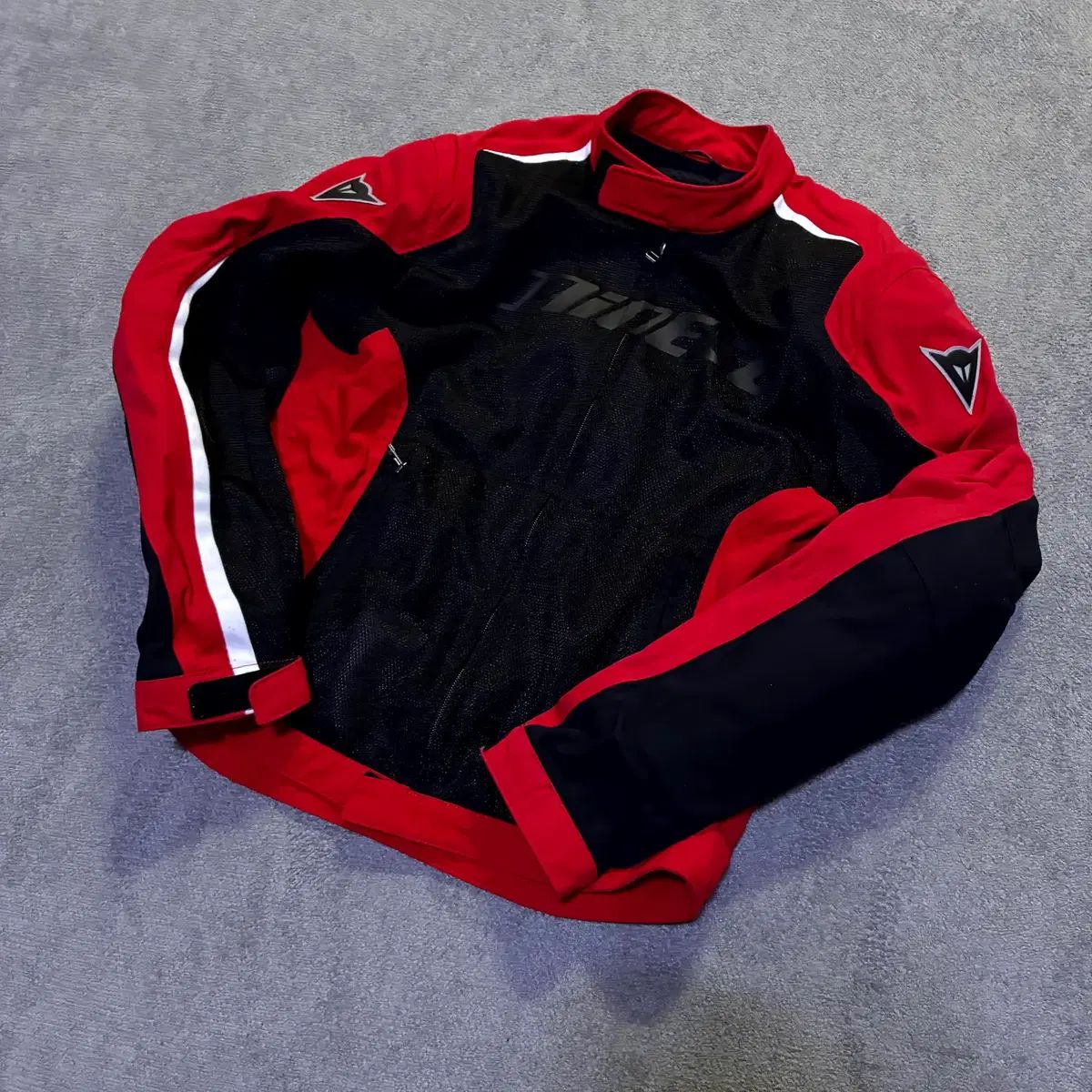 DAINESE(ダイネーゼ) メッシュ ジャケット レッド/ブラック 90-95