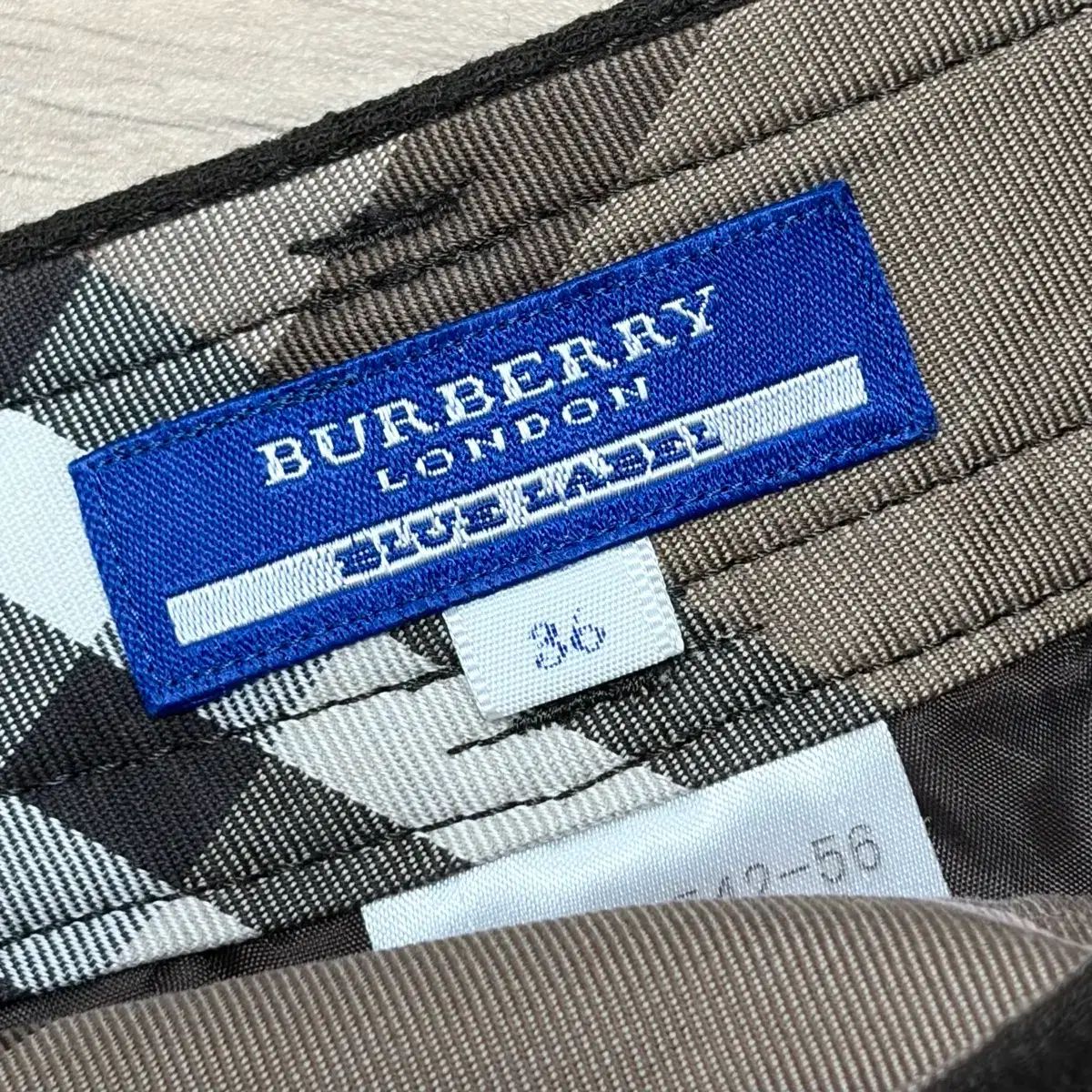 バーバリーブルーレーベル ベルト スカート パンツ キュロット - メルカリ