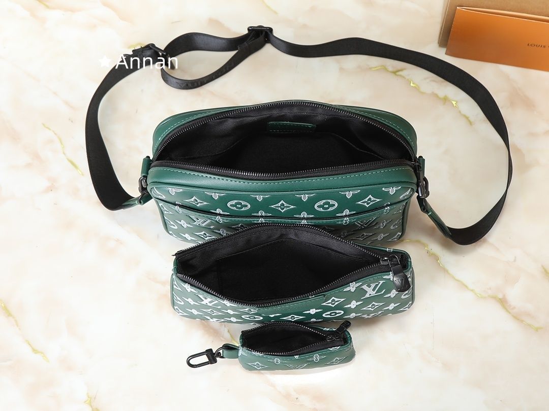 超美品 送料込☆ LOUIS VUITTON ルイヴィトン ショルダーバッグ メンズ