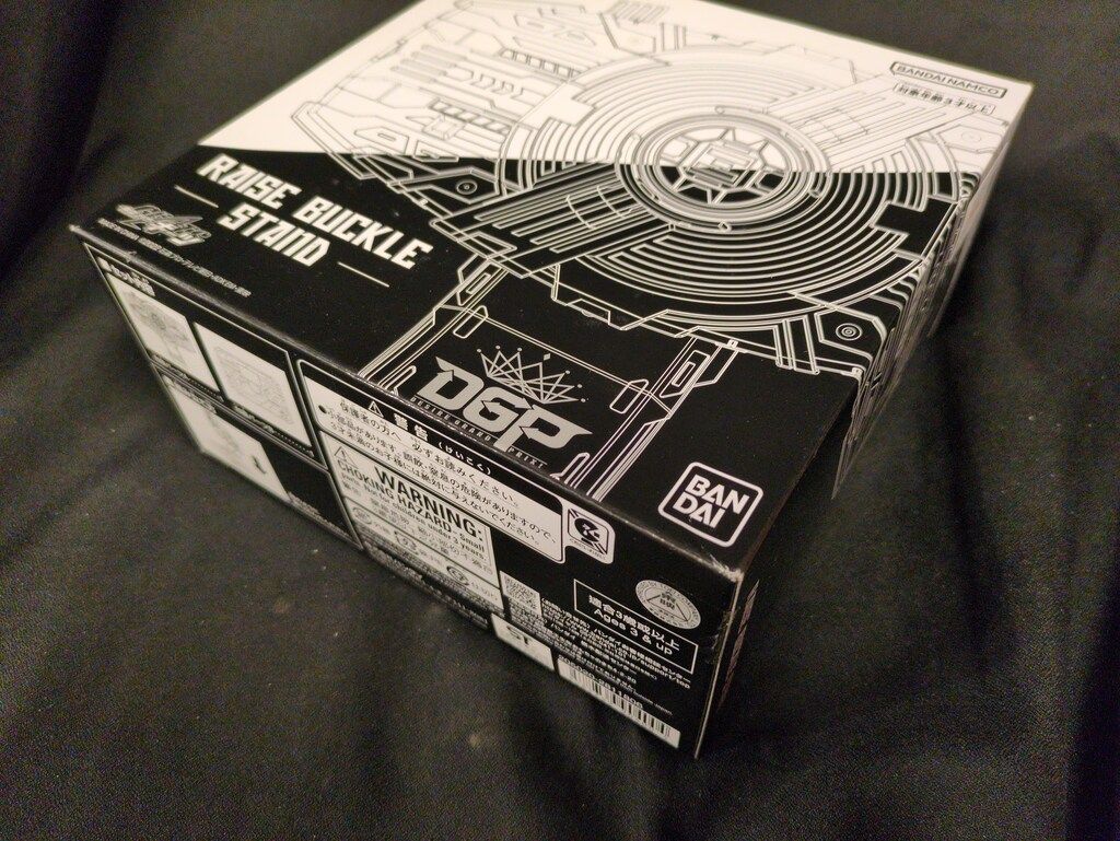 バンダイナムコ 仮面ライダーギーツ レイズバックル ディスプレイ台座