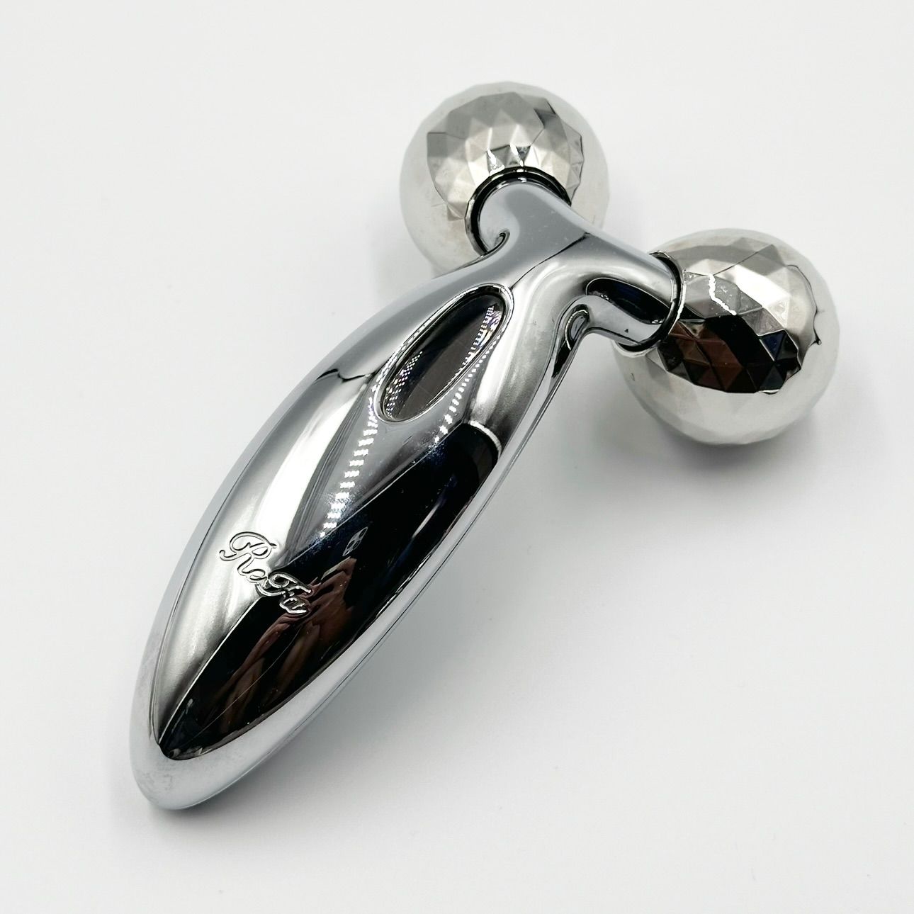 r*k様 新品　未使用　ReFa CARAT 正規品 24時間以内発送✨️】ReFa CARAT リファカラット 美顔ローラー 正規品