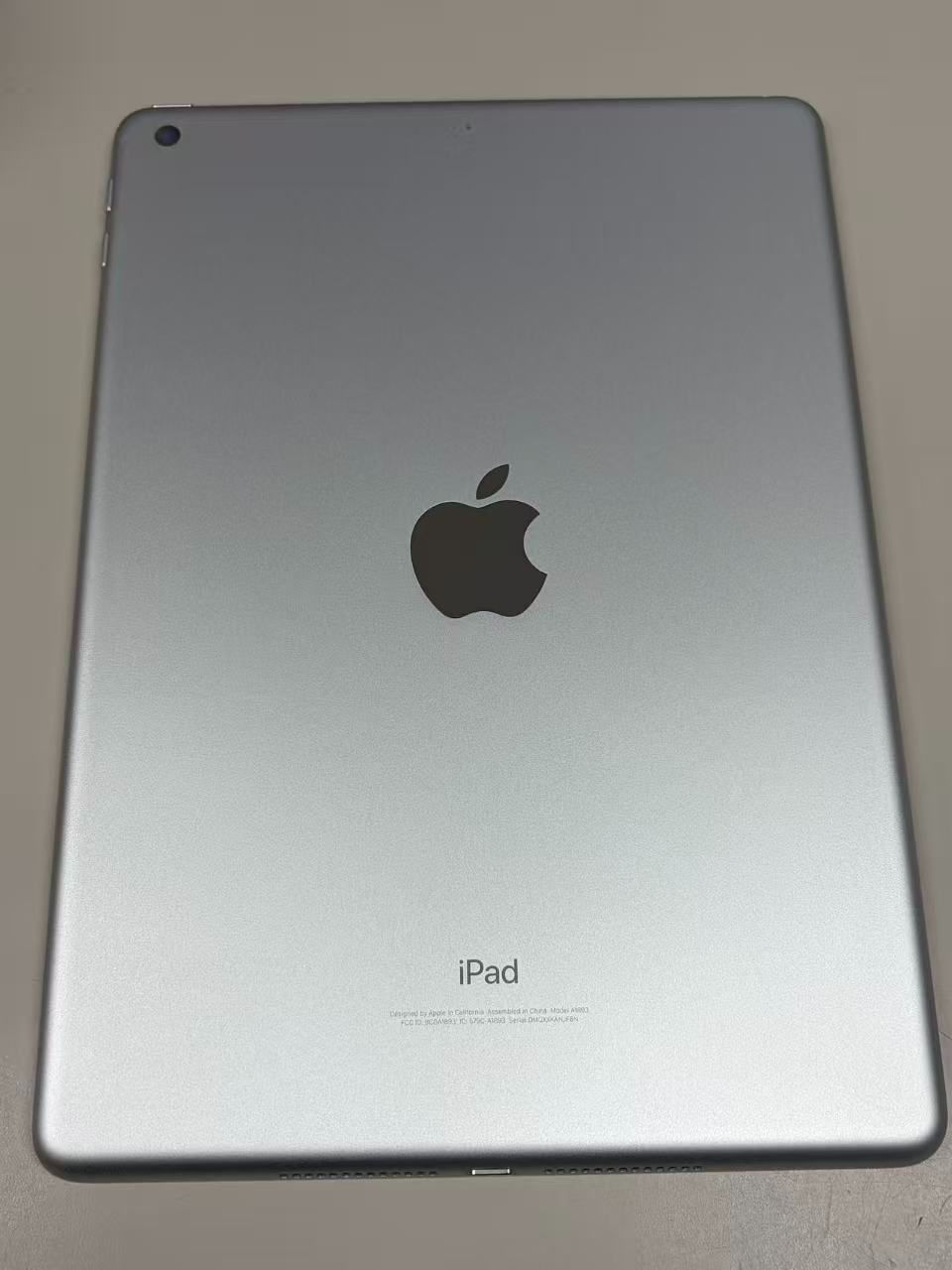 極美品 電池50% iPad(第6世代) 128GB シルバー Wi-Fiモデル - メルカリ