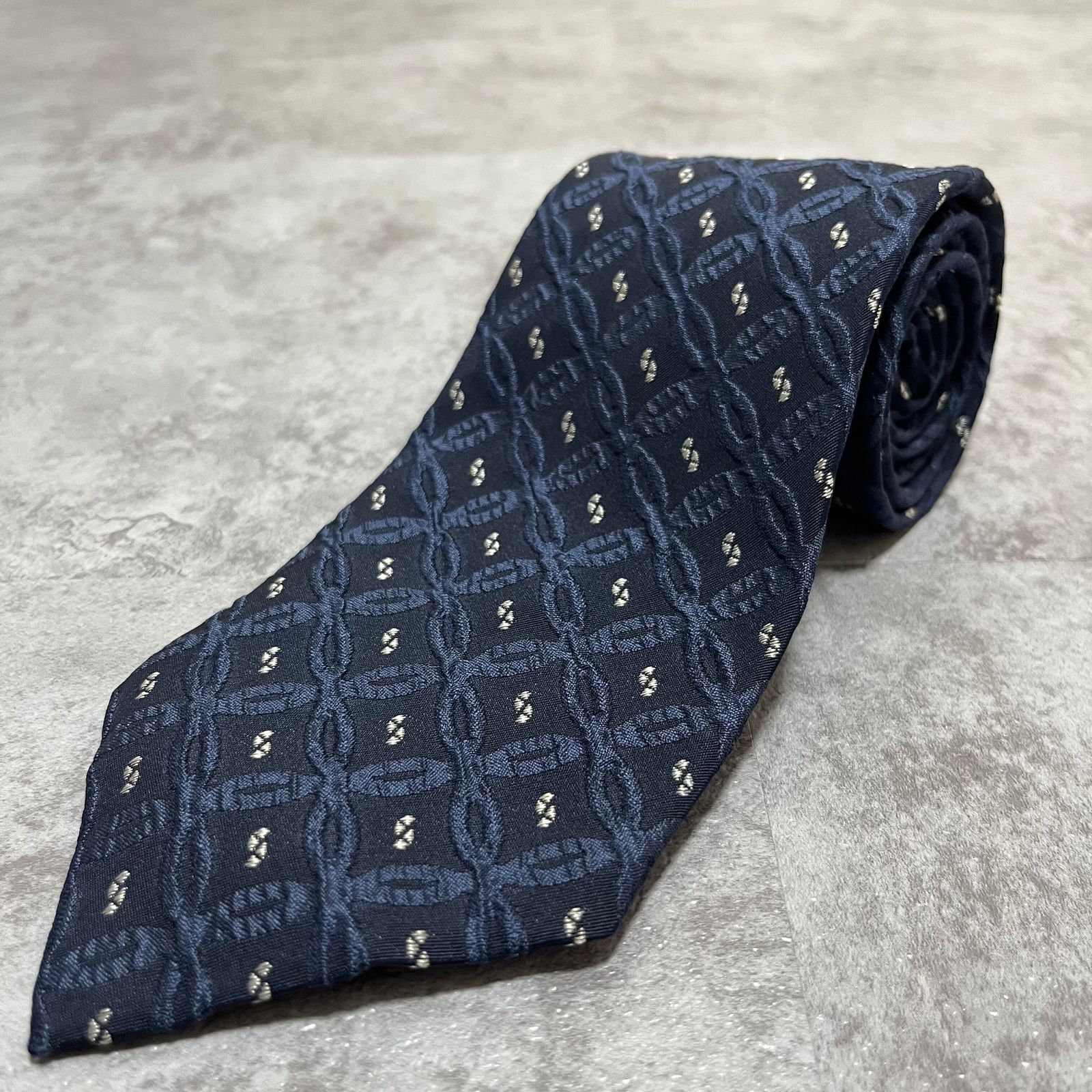 阪急】ジャガードチェック柄ネクタイ ネイビー 紺色 肉厚 ハンキュー