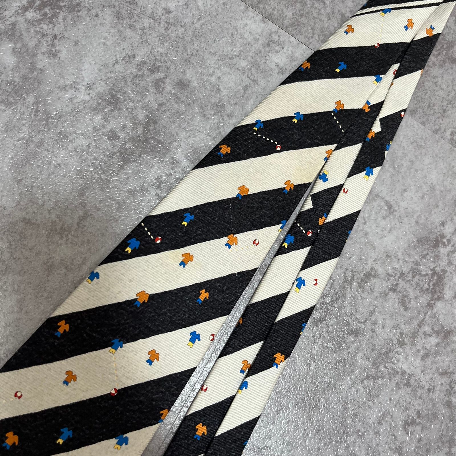 BVLGARI】レジメンタルストライプネクタイ ビジネス向け バイカラー